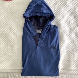Under Armour. Long Sleeve. 2xl. Hood.